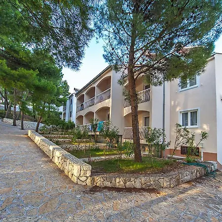 Lavica.2