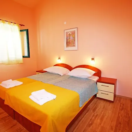 Apartamento Lavica.2 *